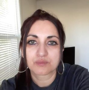 Meet your Posher, Leticia